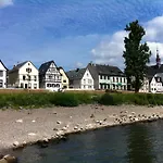 Rheinblick Apartament *
