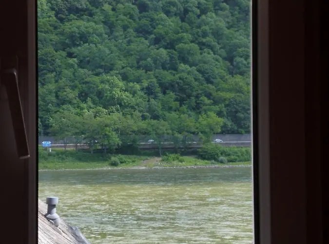 Rheinblick Lägenhet *