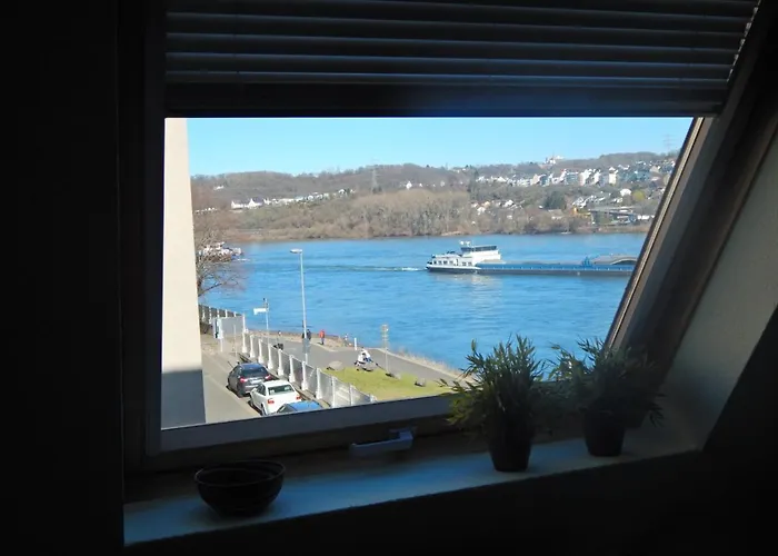 Rheinblick Lägenhet *